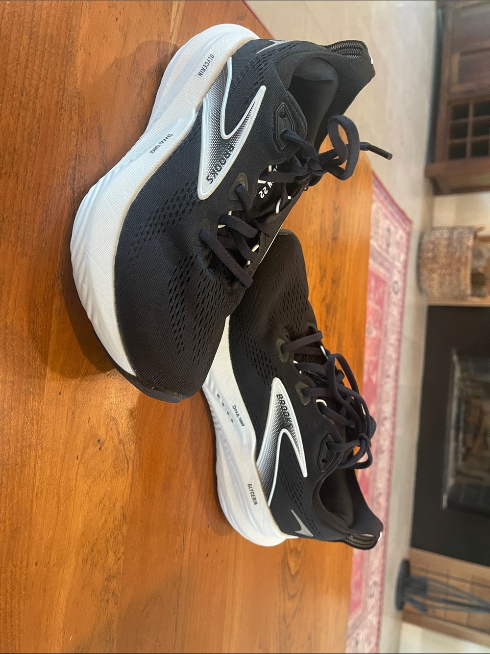 Glycerin 22 Brooks Black and White Running Shoes - Picture 9 of 14